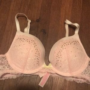 Victoria’s Secret Bra